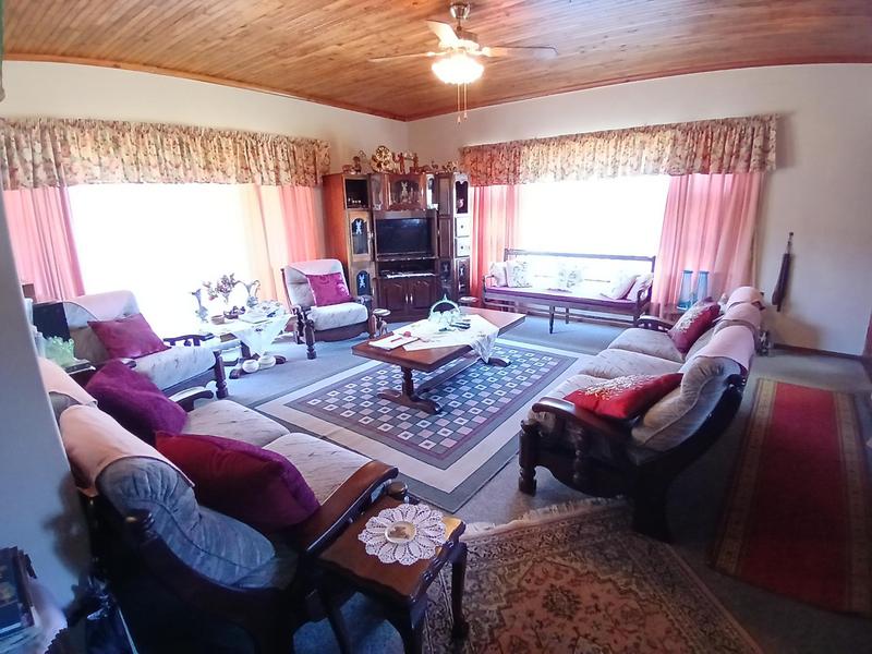 3 Bedroom Property for Sale in Stilbaai Wes Western Cape